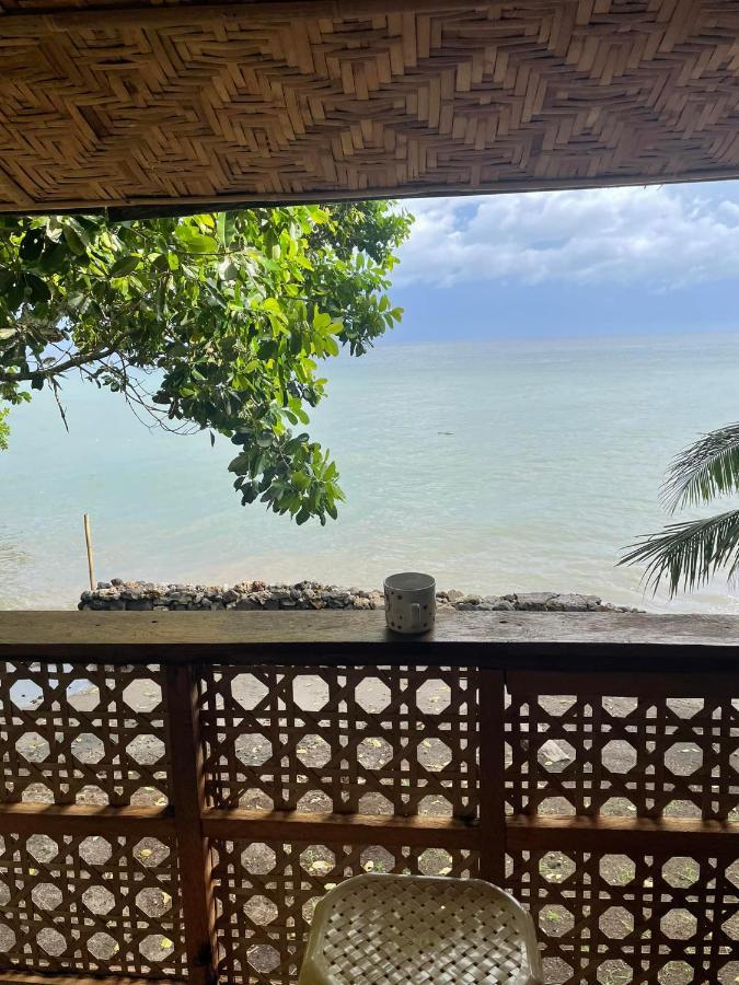 Borbon'S Treehouse By The Sea Bed & Breakfast Mambajao Eksteriør bilde